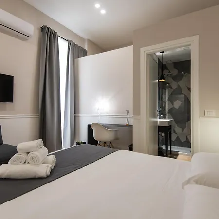 Five Boutique Rooms-3